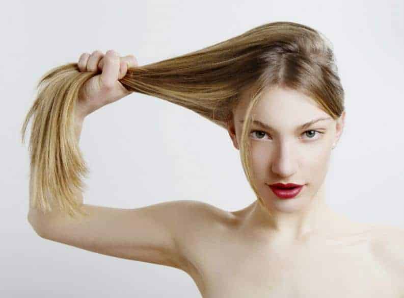 tratamientos-naturales-para-fortalecer-el-cabello 1